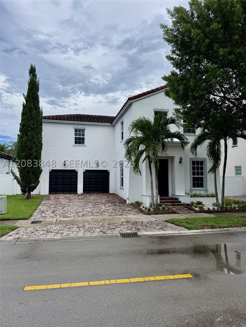 4 bedroom SingleFamilyResidence at 17081 SW 94th Way, Kendall Commons Residenti, Miami — photo 2