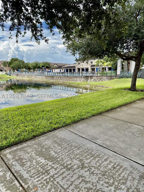 17081 SW 94th Way, Miami FL - photo 7 of 34