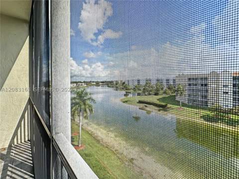 10700 NW 66th St 513, Doral FL - photo 23 of 98