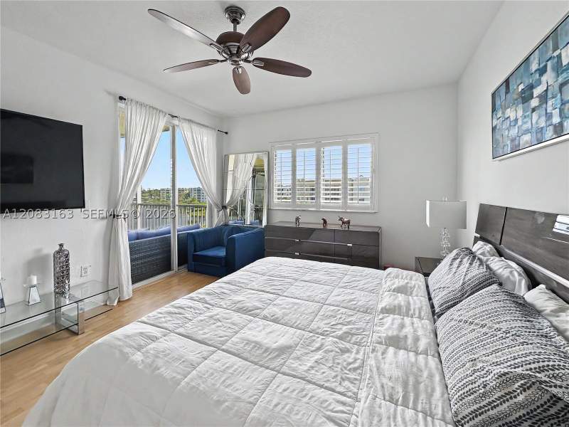 3 bedroom Condominium at 10700 NW 66th St 513, Captiva Condo F, Doral — photo 3