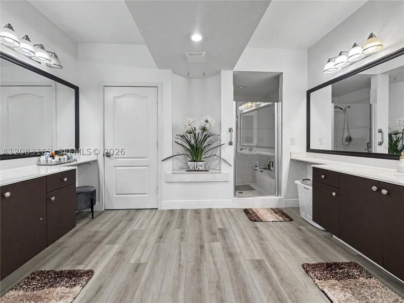 3 bedroom Condominium at 10700 NW 66th St 513, Captiva Condo F, Doral — photo 4