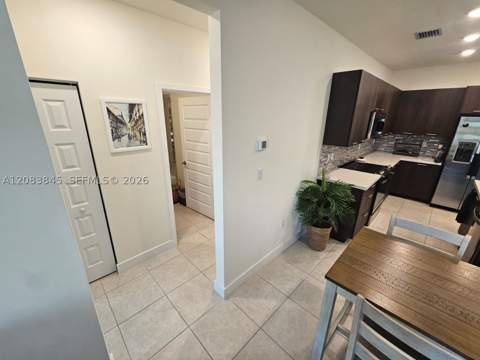 8301 NW 41st St B-402, Doral FL - photo 10 of 52