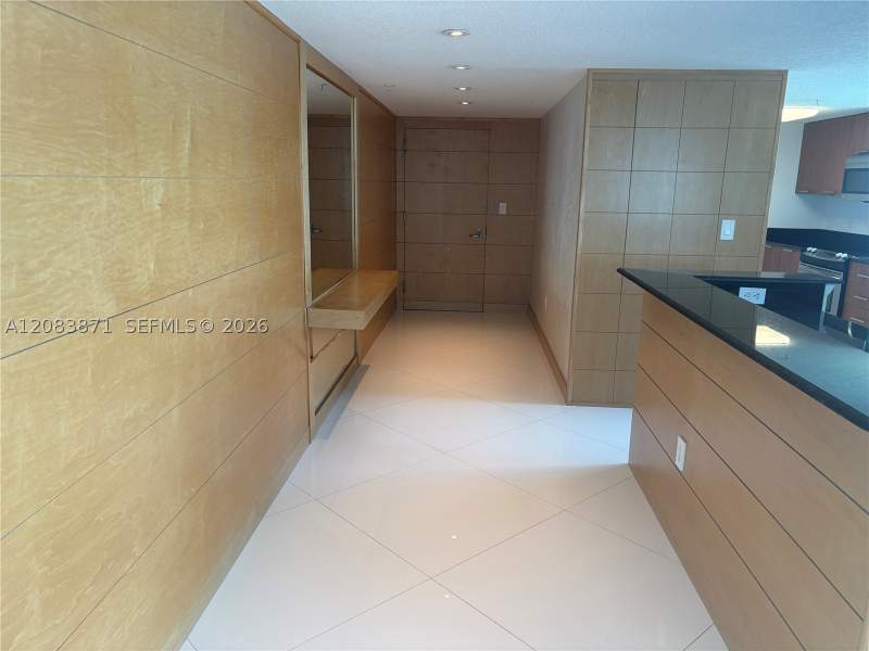 3 bedroom Condominium at 1800 N Bayshore Dr 3601, 1800 Club Condo, Miami — photo 5