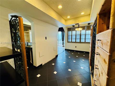 18071 Biscayne Blvd Ph03 & Ph04, Aventura FL - photo 23 of 63