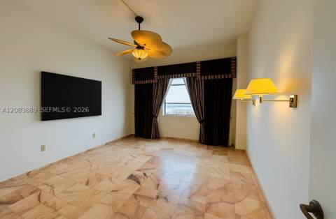 18071 Biscayne Blvd Ph04 & Ph03, Aventura FL - photo 10 of 26