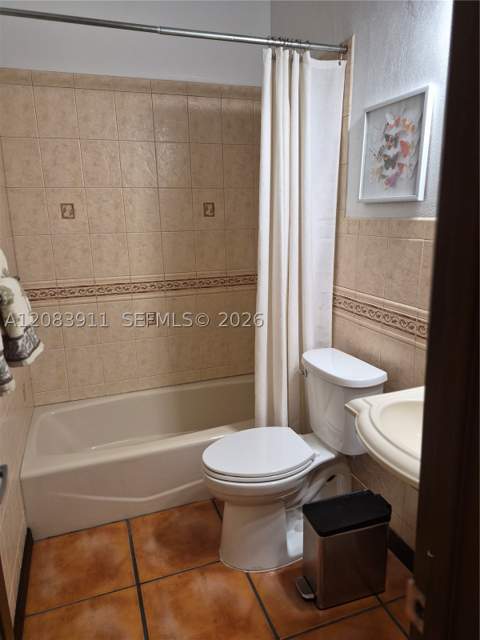 8433 SW 147th Pl, Miami FL - photo 10 of 19