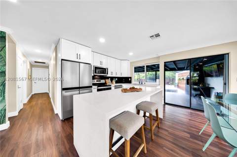 10275 SW 112th St, Miami FL - photo 10 of 68