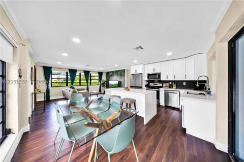 10275 SW 112th St, Miami FL - photo 11 of 68