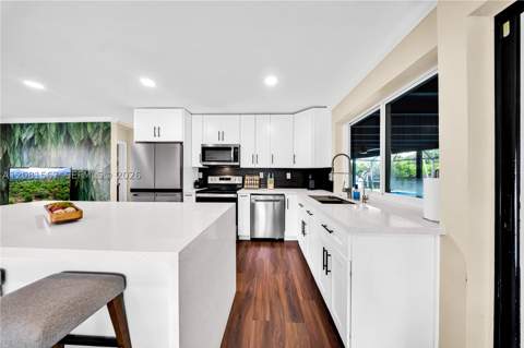 10275 SW 112th St, Miami FL - photo 6 of 68
