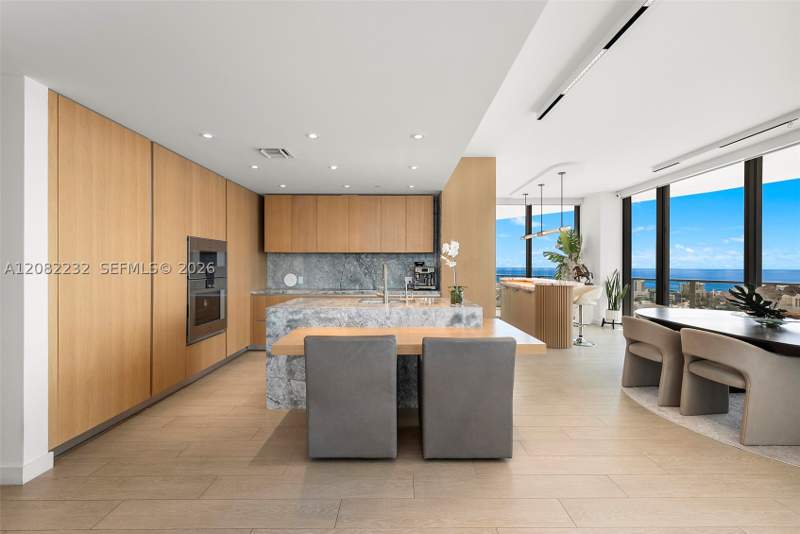 4 bedroom Condominium at 500 Alton Rd 2318, Park Residences Condo, Miami Beach — photo 2