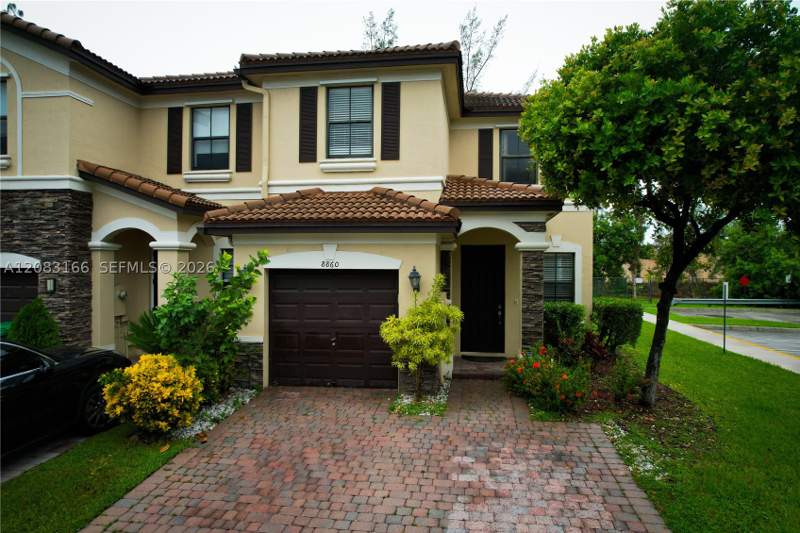 3 bedroom Townhouse at 116 NW Path 8860, St Moritz Estates, Doral — photo 2