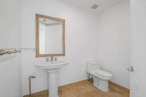 5959 Collins Ave 1503, Miami Beach FL - photo 21 of 53