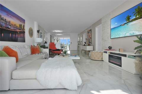 770 NE 69th St 5D, Miami FL - photo 11 of 44