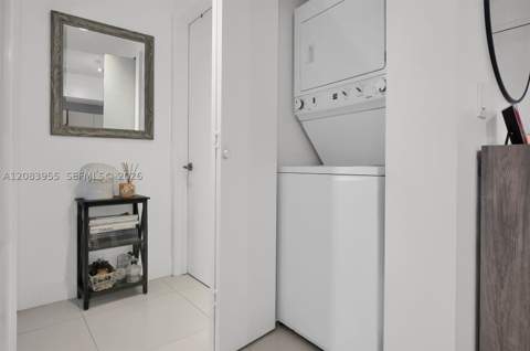 1010 SW 2nd Ave 2005, Miami FL - photo 10 of 18