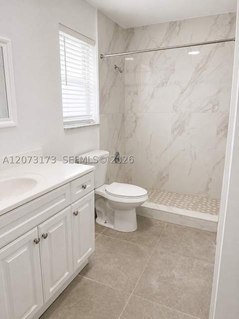 11221 SW 33rd Cir Pl, Miami FL - photo 7 of 15