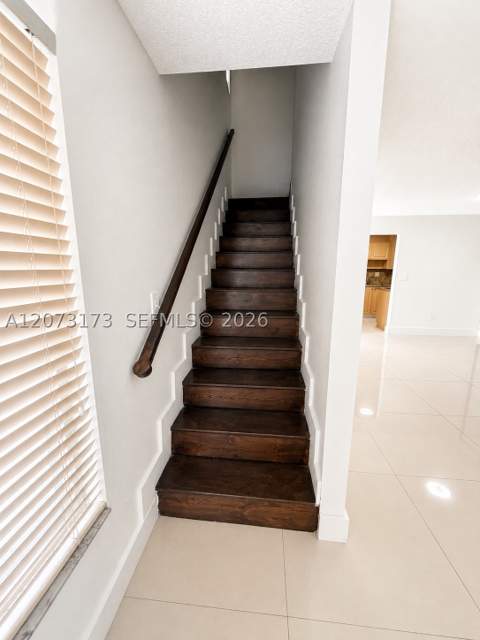 11221 SW 33rd Cir Pl, Miami FL - photo 9 of 15