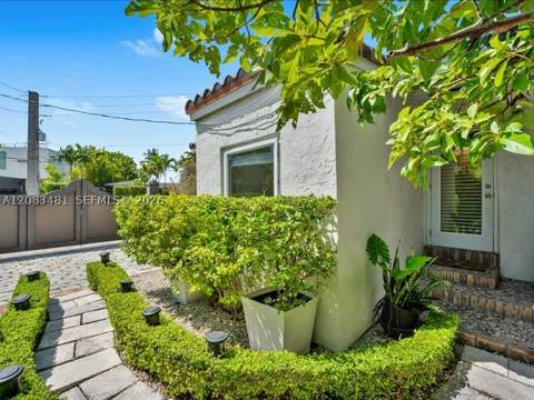 1150 N Biscayne Point Rd, Miami Beach FL - photo 15 of 64