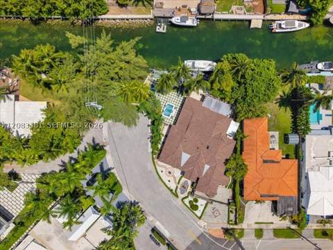 1150 N Biscayne Point Rd, Miami Beach FL - photo 17 of 64