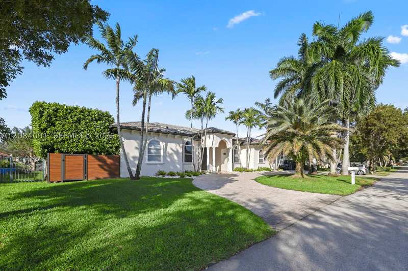 4 bedroom SingleFamilyResidence at 8095 SW 187th St, Cutler Country Groves 1st, Cutler Bay — photo 1