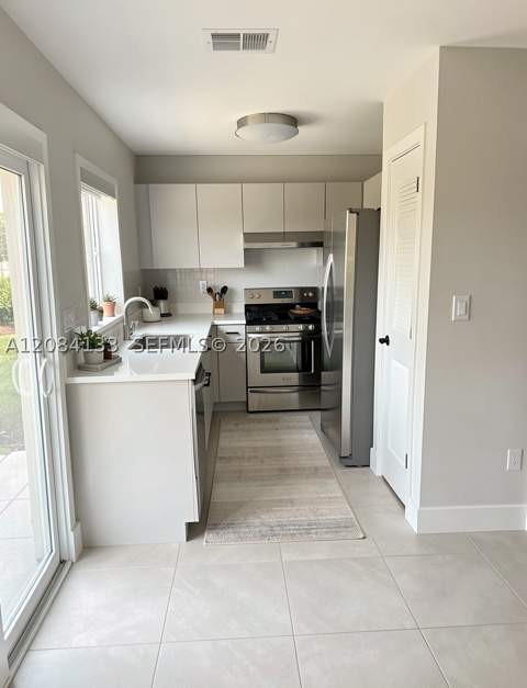 9136 NW 192nd Ter, Hialeah FL - photo 10 of 10