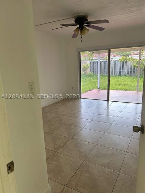 9136 NW 192nd Ter, Hialeah FL - photo 6 of 10