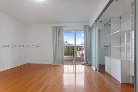 300 Euclid Ave 209, Miami Beach FL - photo 6 of 14