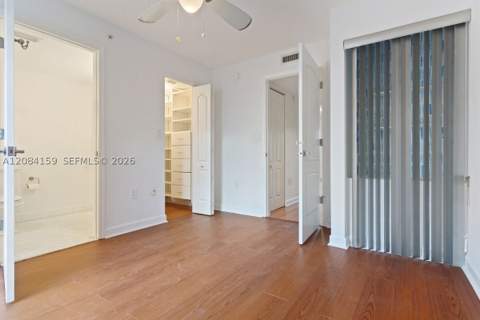300 Euclid Ave 209, Miami Beach FL - photo 9 of 14