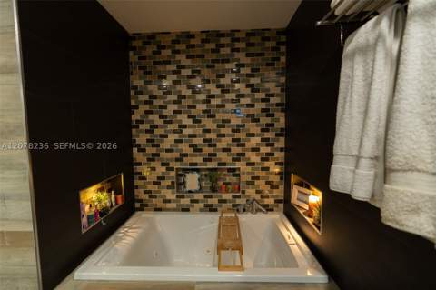 15420 SW 156th Ter, Miami FL - photo 14 of 32