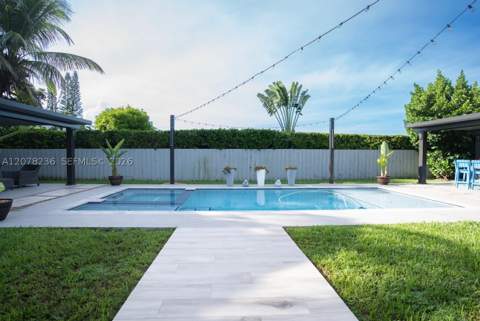 15420 SW 156th Ter, Miami FL - photo 19 of 32