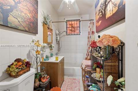 84 NW 47th St, Miami FL - photo 15 of 37