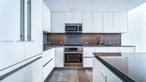 68 SE 6th St 1605, Miami FL - photo 9 of 29