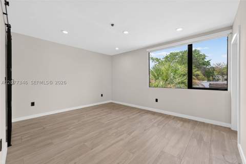 11 NE 51 A, Miami FL - photo 15 of 39
