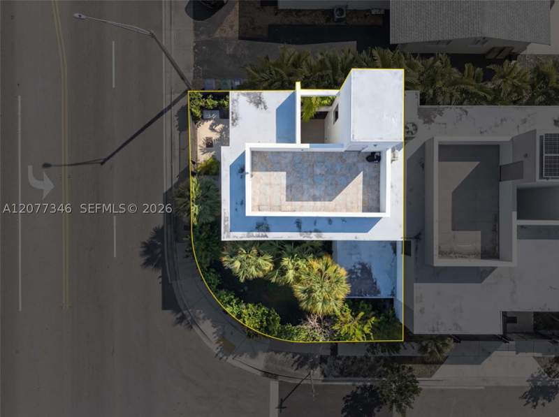 3 bedroom Townhouse at 11 NE 51 A, Railway Shops Addn, Miami — photo 2
