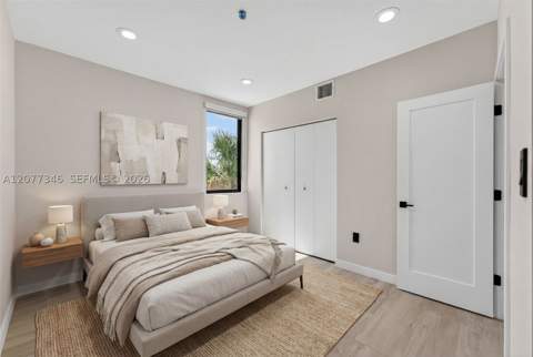 11 NE 51 A, Miami FL - photo 24 of 39