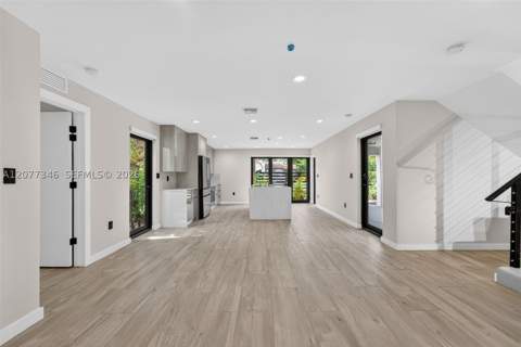 11 NE 51 A, Miami FL - photo 6 of 39