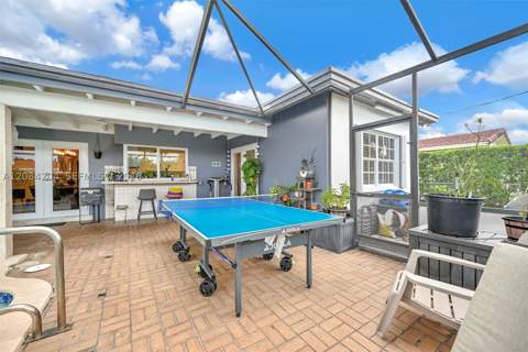2211 SW 98th Pl, Miami FL - photo 21 of 68