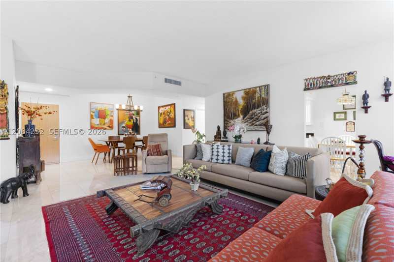 1 bedroom Condominium at 21055 Yacht Club Dr 207, South Tower At The Point, Aventura — photo 1