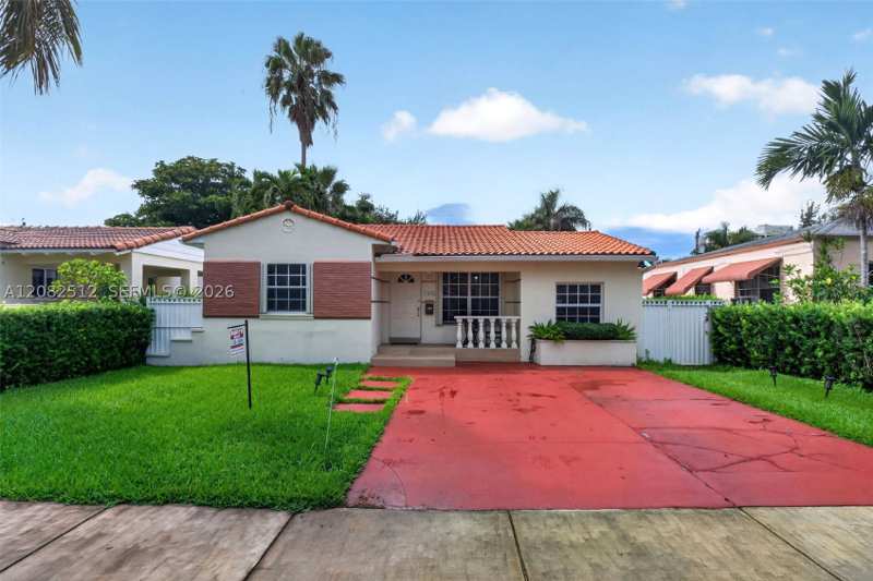 3 bedroom SingleFamilyResidence at 1590 NE 110th St, Biscayne Shores Corr Plat, Miami — photo 1