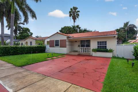 1590 NE 110th St, Miami FL - photo 10 of 39