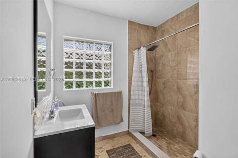 1590 NE 110th St, Miami FL - photo 14 of 39