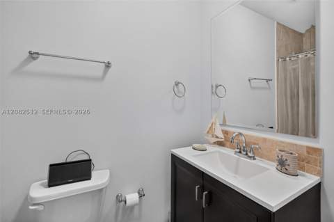 1590 NE 110th St, Miami FL - photo 17 of 39