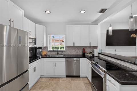 1590 NE 110th St, Miami FL - photo 21 of 39