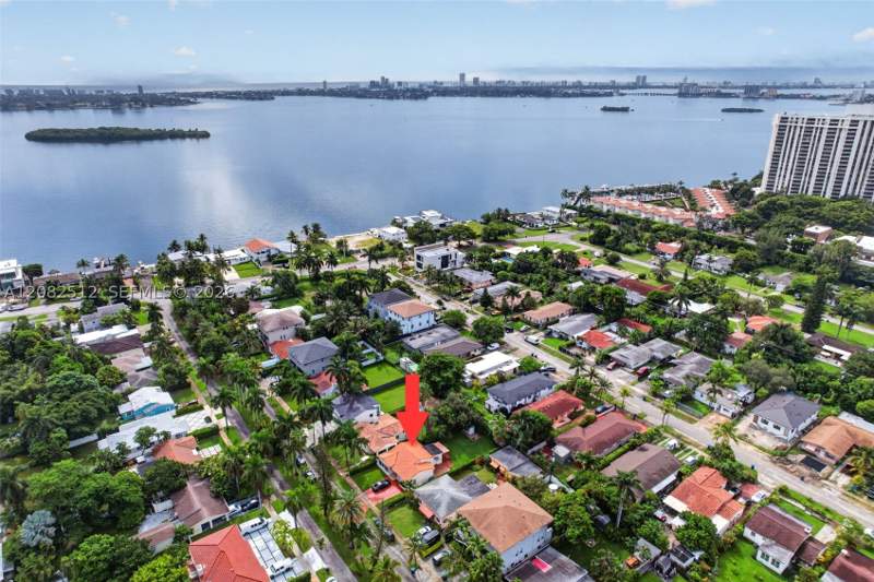 3 bedroom SingleFamilyResidence at 1590 NE 110th St, Biscayne Shores Corr Plat, Miami — photo 3