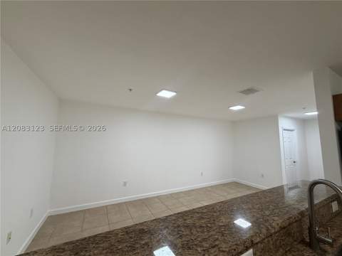 22411 SW 88th Pl 6-26, Cutler Bay FL - photo 11 of 34