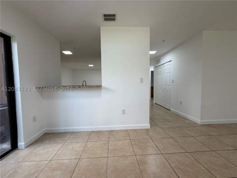 22411 SW 88th Pl 6-26, Cutler Bay FL - photo 6 of 34