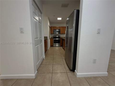 22411 SW 88th Pl 6-26, Cutler Bay FL - photo 8 of 34