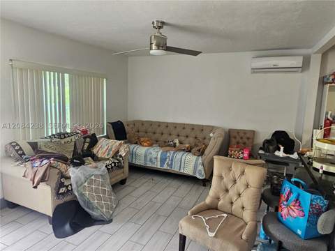 12145 NE 11th Ct, North Miami FL - photo 6 of 21