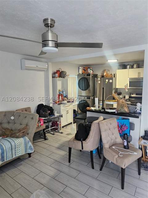 12145 NE 11th Ct, North Miami FL - photo 7 of 21