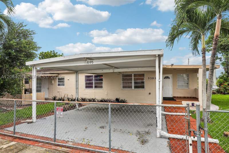 3 bedroom SingleFamilyResidence at 3395 SW 88th Pl, Bird Road Highlands, Miami — photo 5