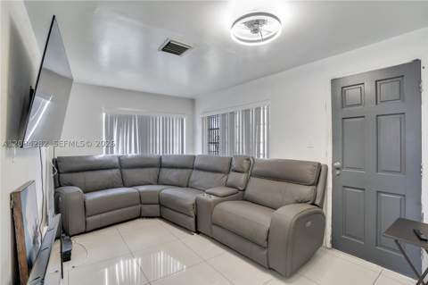 1146 Jann Ave, Opa Locka FL - photo 15 of 38